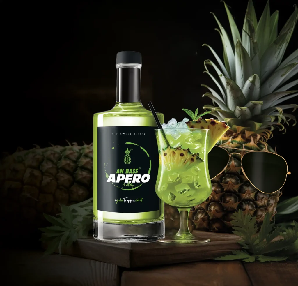 Vino4Vibes An BASS APERO Flasche mit Coktail & Ananas